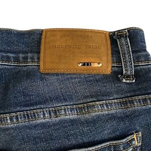 McKenzie Tribe Jeans Straight Leg Blue Comfort Fit Cowboy‎ Sz 35x32 ACTUAL 32x31
